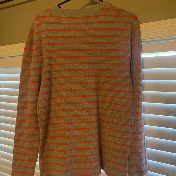 Boys XL sweater - Picture 2 of 2
